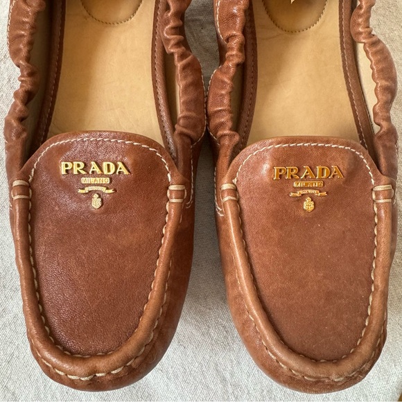 PRADA Women’s Loafer Flats - Picture 1 of 3